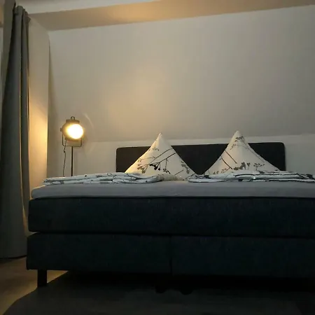 Alter Kornspeicher *