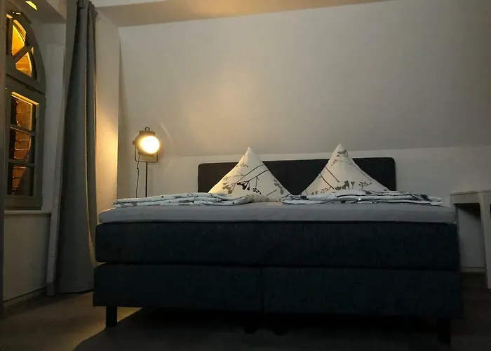 Alter Kornspeicher *